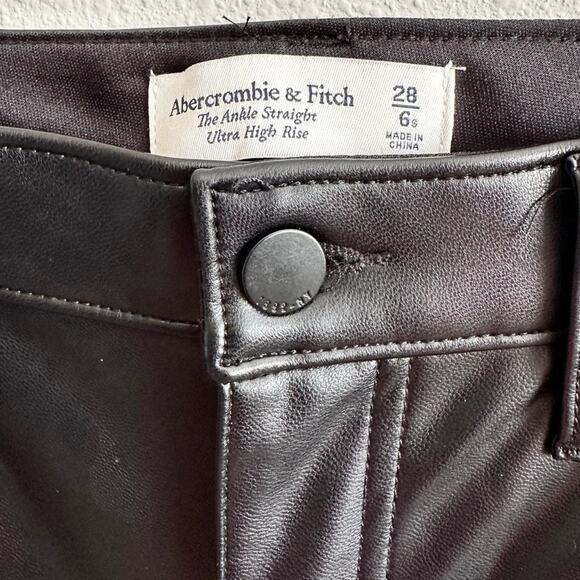 NEW Abercrombie & Fitch The Ankle Straight Vegan Leather Pants Size 28/6 Short - Picture 8 of 11